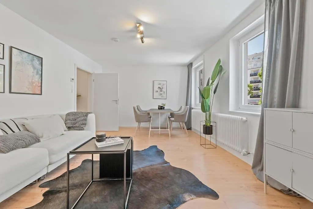 Apartamento Bestlage Am Hoelderlinplatz Stuttgart